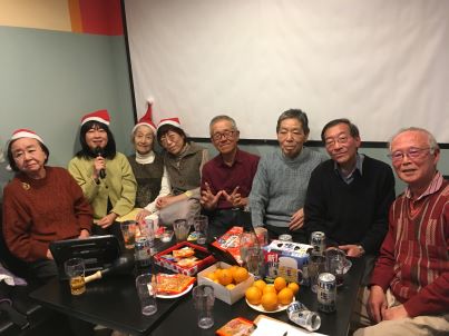 ★20251222カラオケ例会集合写真403x302